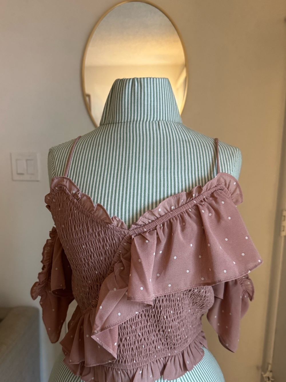 ASTR The Label Mauve Polka Dot Off Shoulder Ruffle Crop Top M